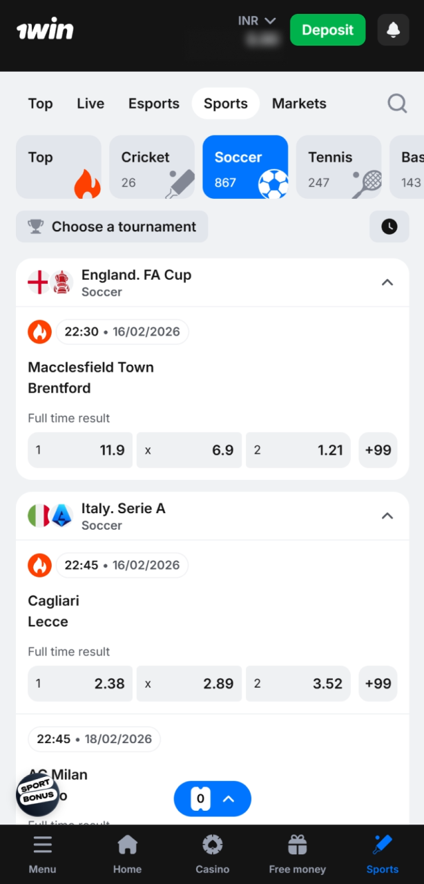 Select a football league and match on the 1win site.